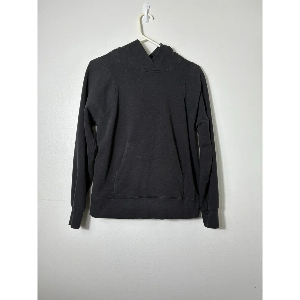 lululemon‎ loungeful Hoodie Sz 8 Black Casual Chicago Blackhawks Logo On Arm
